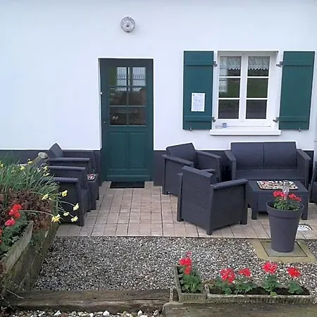 Les D'ebalet Bed & Breakfast 3*
