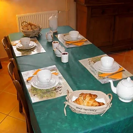 Les D'ebalet Bed & Breakfast