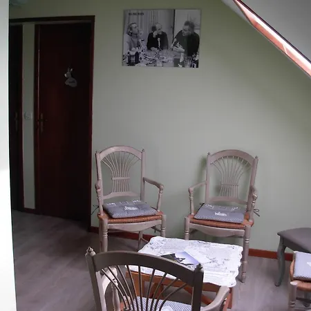 Les Chambres D'ebalet Bed & Breakfast 3*